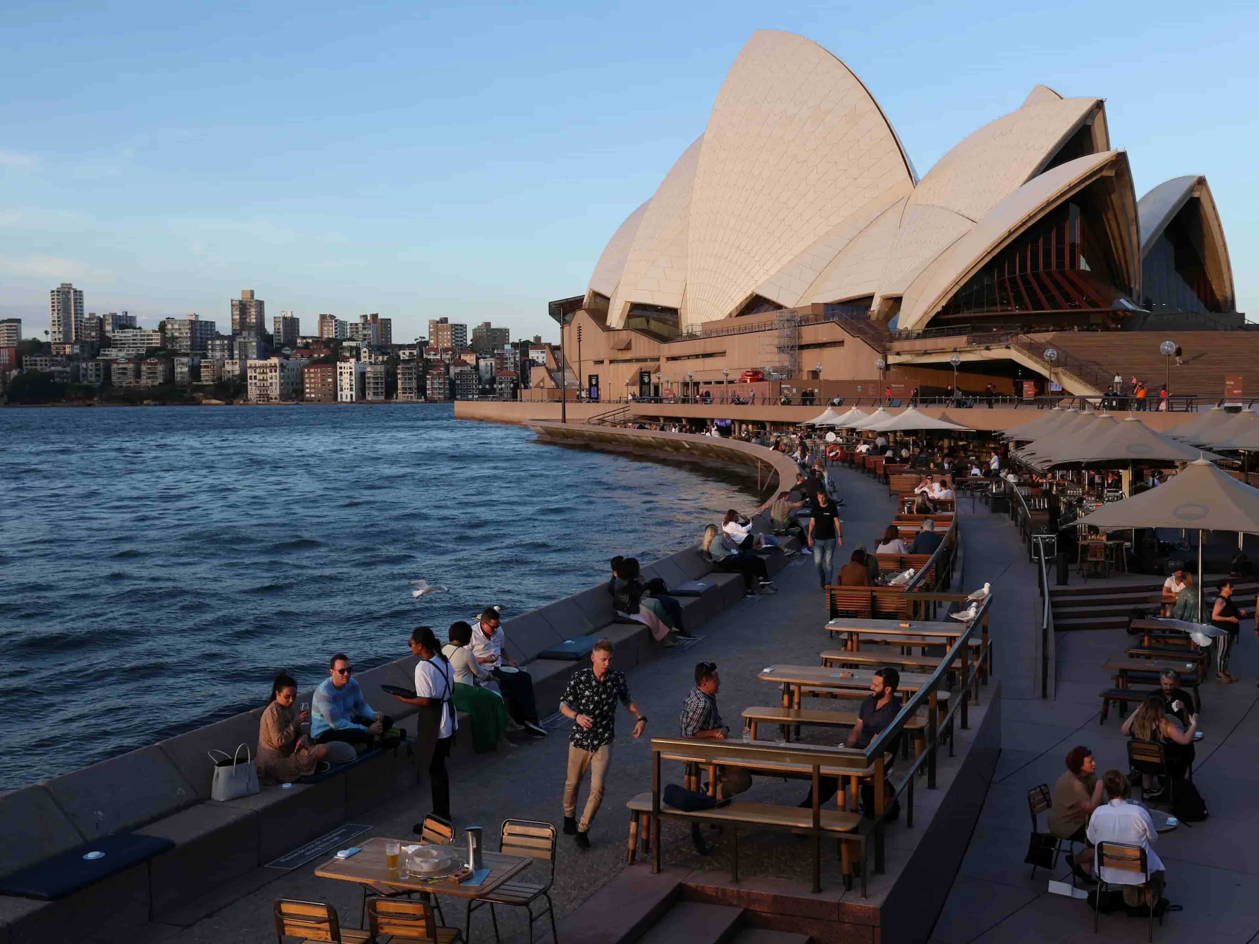 Poll: Chinese-Australians Report Less Racism, Greater Belonging