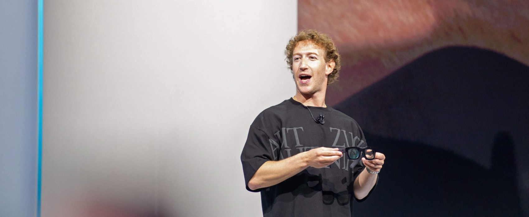 Meta Adopts X's Fact-Checking Algorithm for New 'Community Notes' System