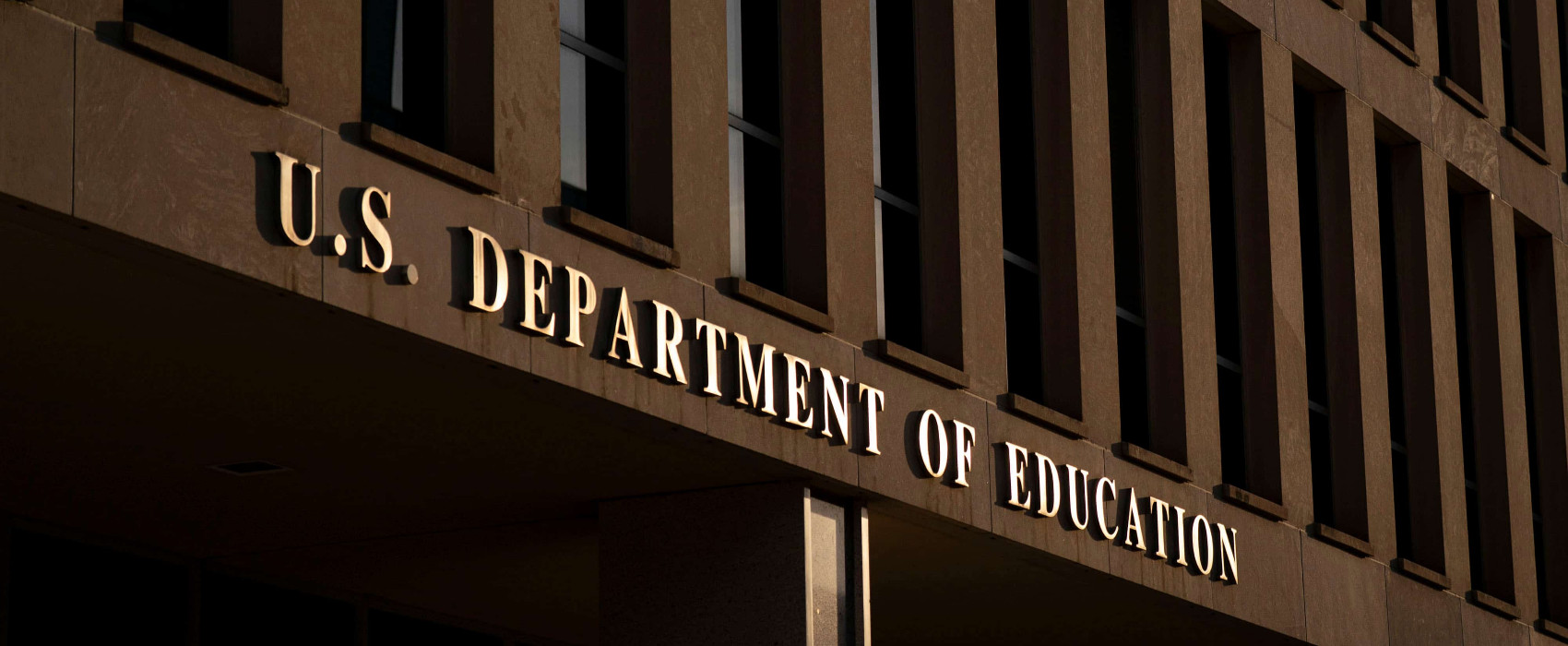 Trump Signs Executive Order to Downsize Department of Education