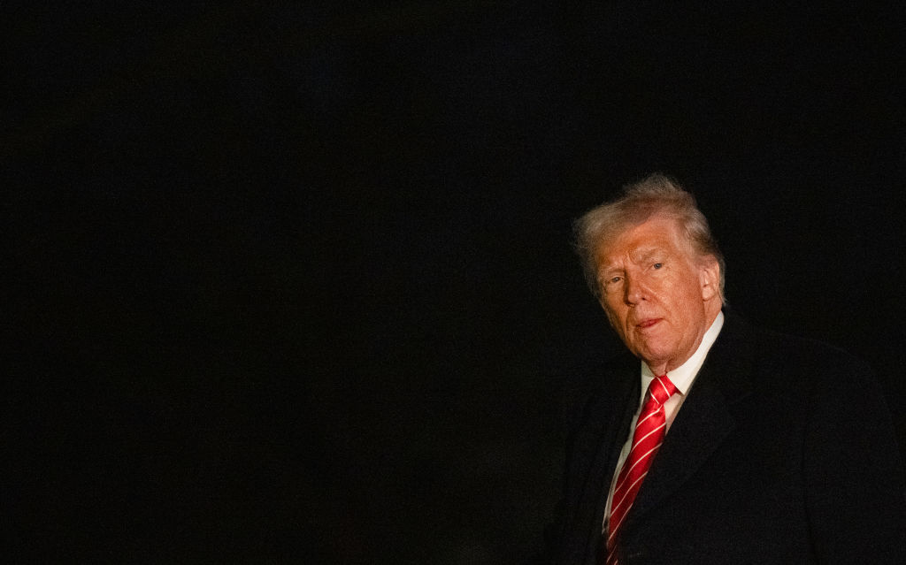 Trump Announces 'Secondary Tariff' on Venezuela, Extends Chevron License