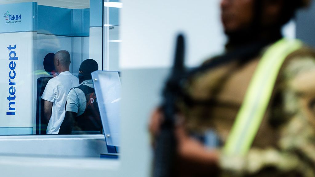 US Deports More Alleged Gang Members to El Salvador