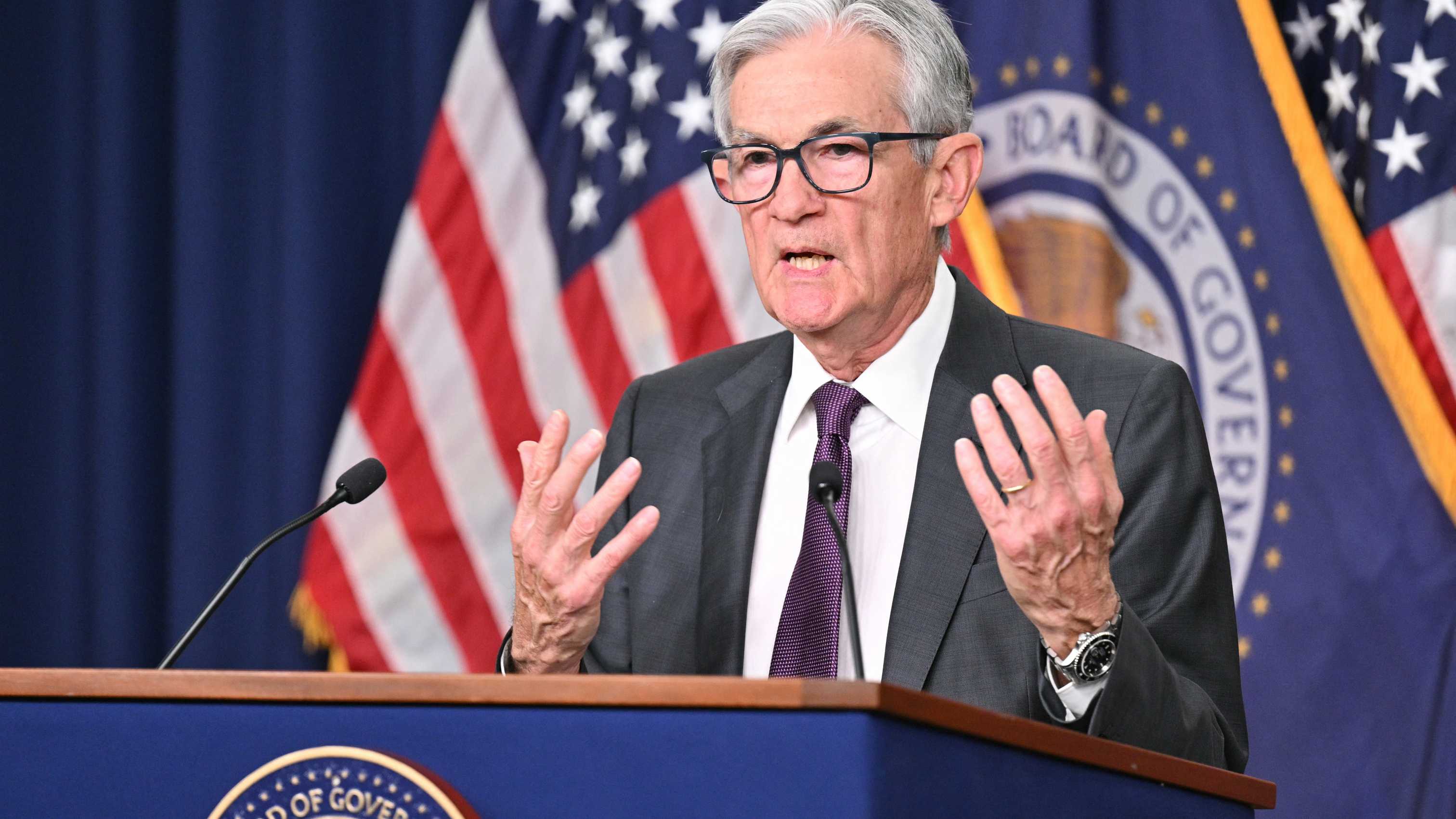 Markets Tumble as Trump Escalates Attacks on Fed Chair Powell