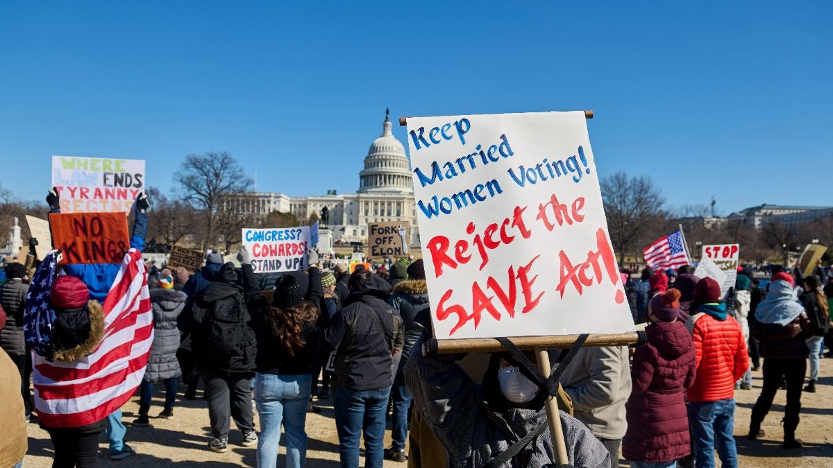 Judge Blocks Trump's Voter Registration Citizenship Mandate