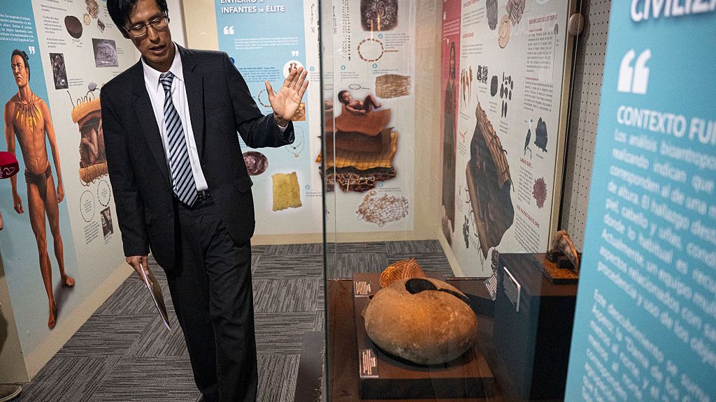5,000-year-old Elite Woman's Tomb Discovered in Peru