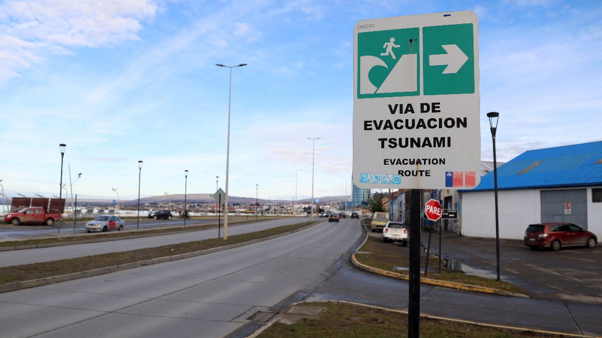 Chile: 7.4 Magnitude Quake Triggers Tsunami Alert, Mass Evacuations
