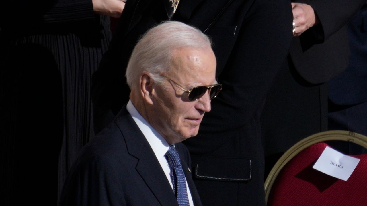 Biden cancer diagnosis, Trump-Putin call and supermax French prison