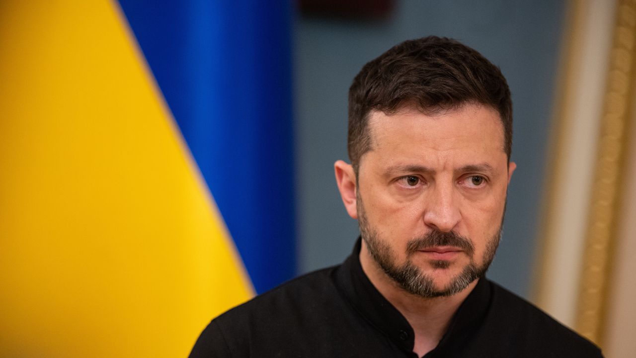 Zelenskyy Rules Out Withdrawing Ukrainian Troops From Its Own Territory