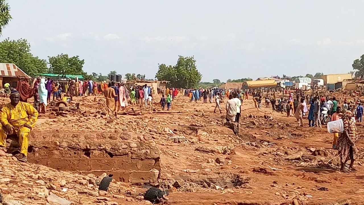 Nigeria Floods: At Least 200 Dead, 500 Missing