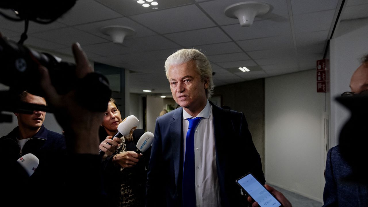 Dutch PM Resigns After Wilders Quits Over Asylum Policy