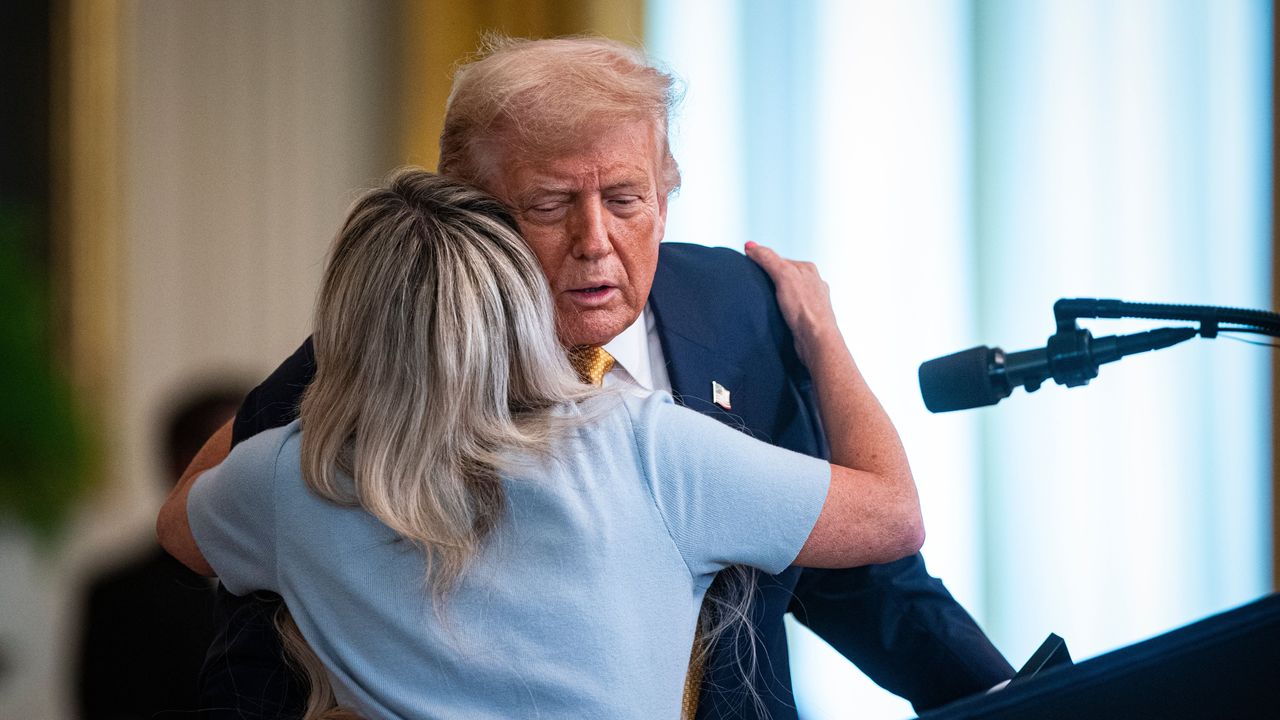 Trump Signs HALT Fentanyl Act, Toughening Drug Penalties