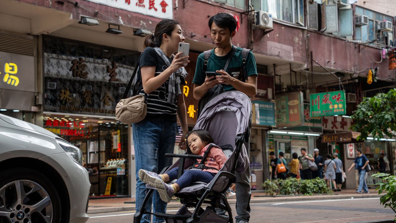 China Offers Parents $500 in Bid to Boost Birth Rate