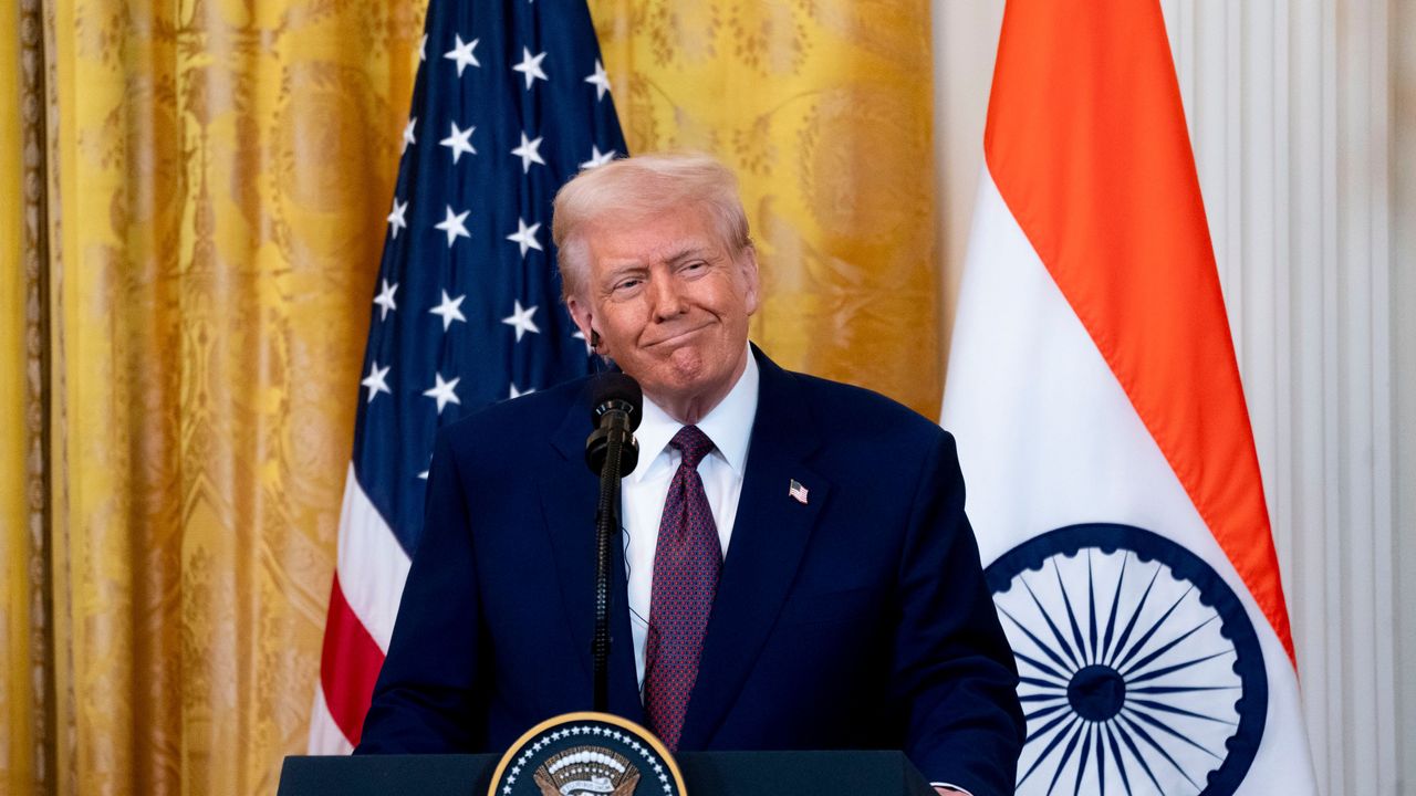 Trump Announces 25% Tariff and Russia 'Penalty' on India