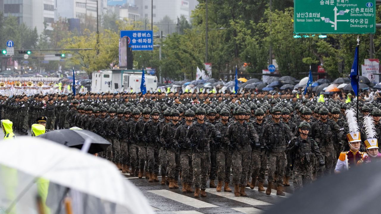 South Korea's Military Shrinks 20% Due to Low Birth Rate