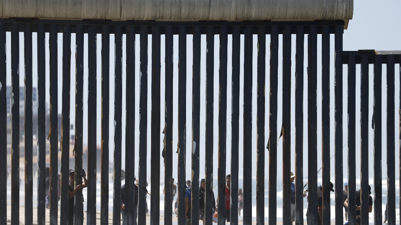 Trump Orders Border Wall Painted Black to Deter Climbers