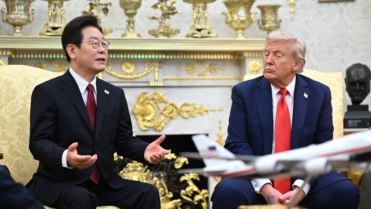 Trump Hosts South Korea's Lee at White House