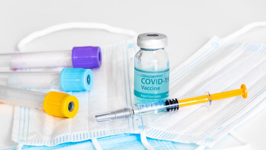 FDA Limits COVID Vaccine Access to Seniors, High-Risk Groups