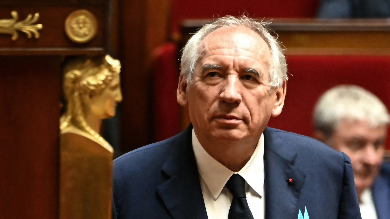 French Prime Minister Bayrou Ousted in No-Confidence Vote