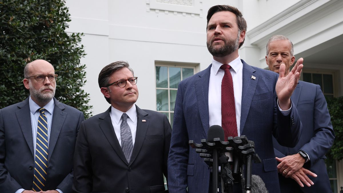 US Heads Toward Government Shutdown as Congress Talks Fail