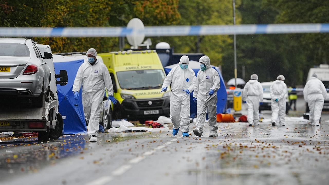 UK: Israeli Leaders Condemn Government, New Details Emerge Over Synagogue Attack