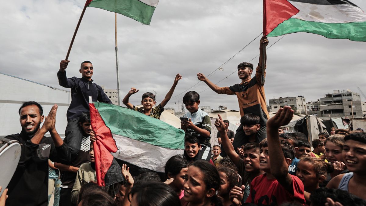 Israeli Cabinet Approves Gaza Ceasefire Deal