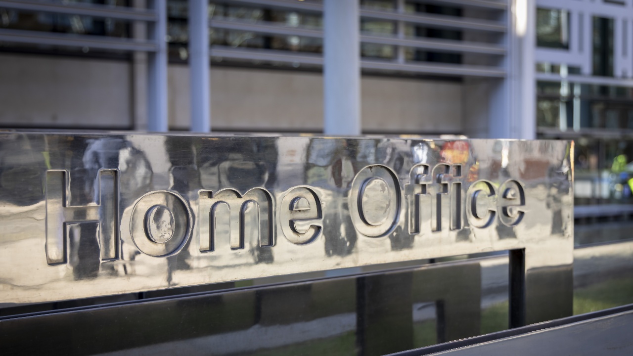 UK: Grooming Gangs Inquiry Chair Remains Vacant After 4 Months