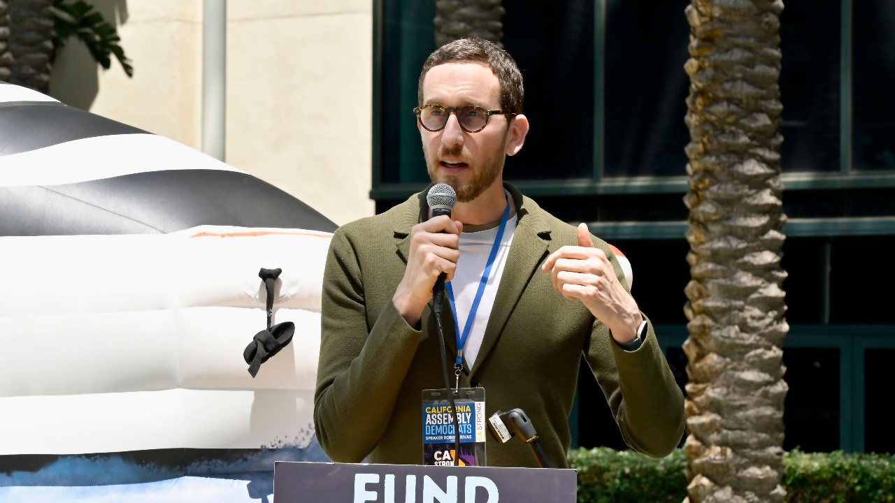Scott Wiener Challenges Pelosi for Congressional Seat