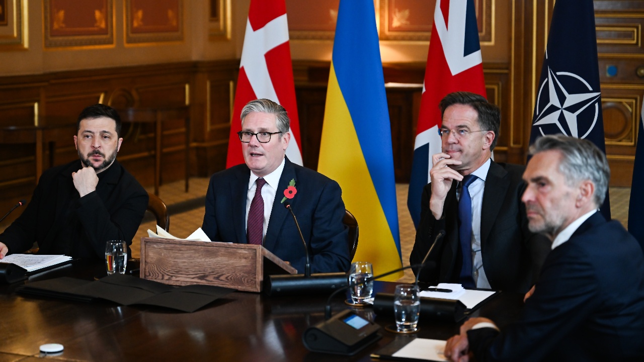 Zelenskyy Attends London 'Coalition of the Willing' Meeting