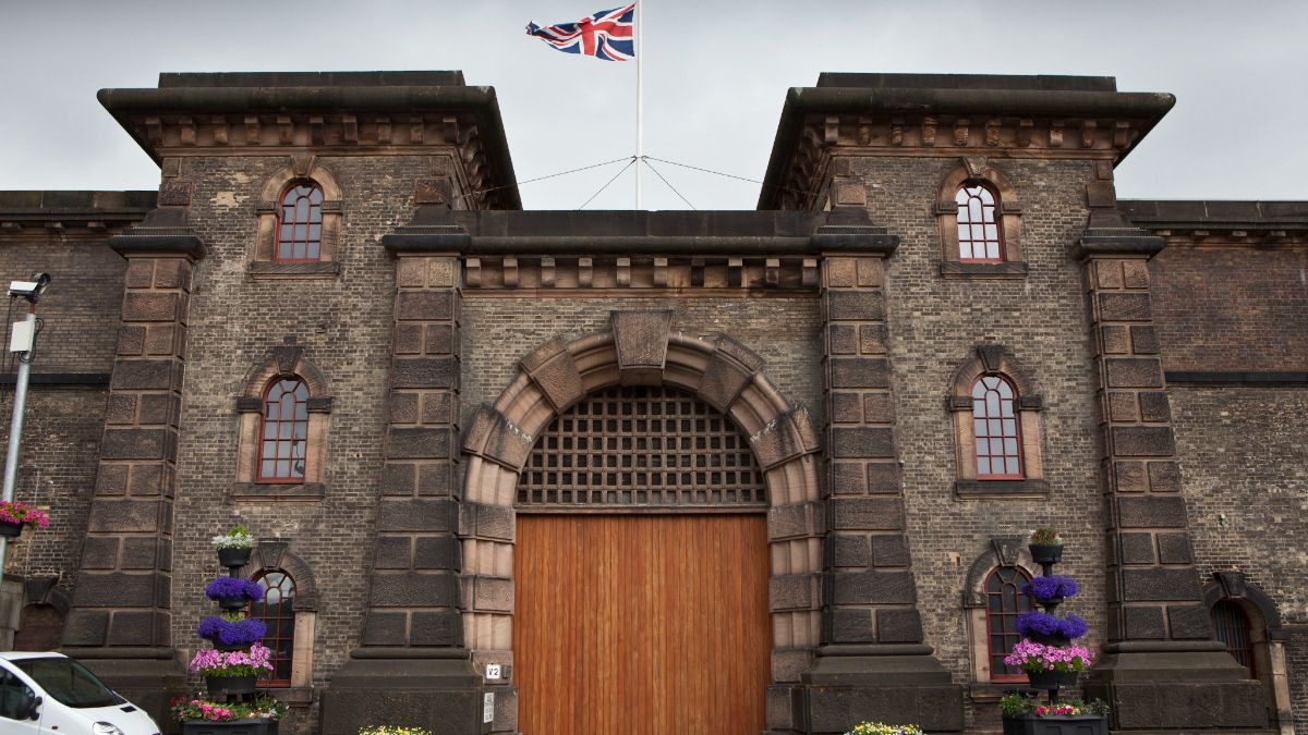 UK: Police Begin Manhunt for Prisoner Mistakenly Released From HMP Wandsworth