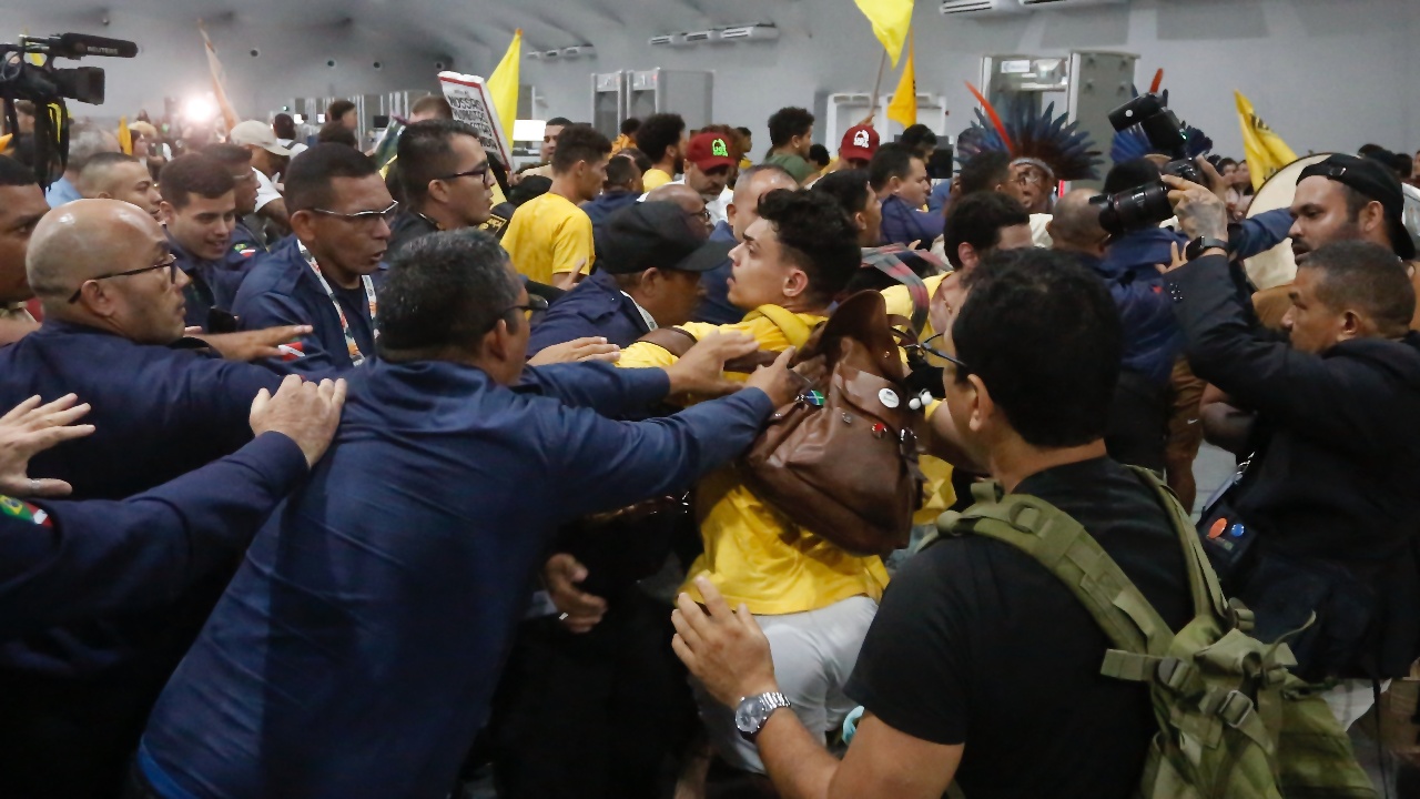 Indigenous Protesters Breach COP30 Summit Venue in Brazil