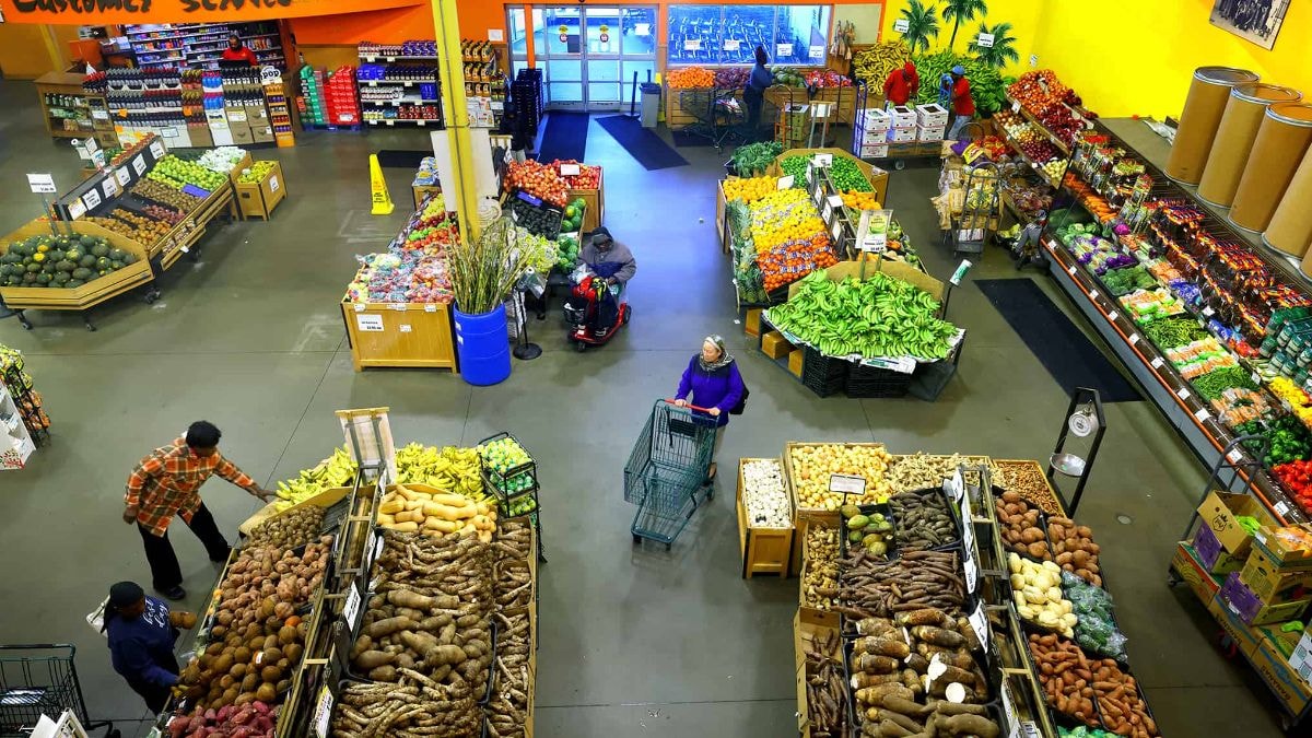 Bessent Suggests Tariff Relief on Coffee, Bananas Amid Price Surge