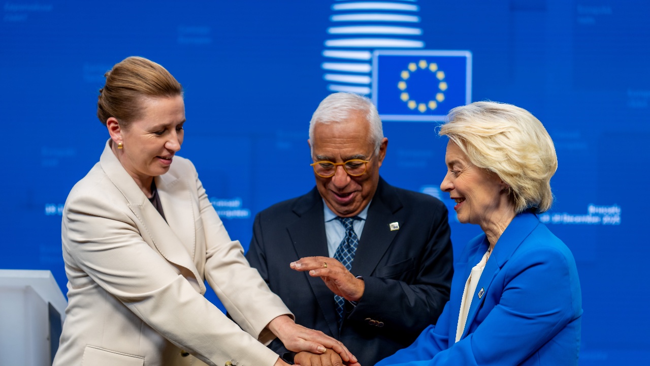 EU Agrees on €90B Loan to Ukraine, Fails to Use Russian Assets