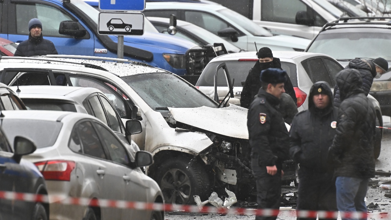 Moscow car bomb, Schumer Epstein lawsuit and Ellison Paramount backing