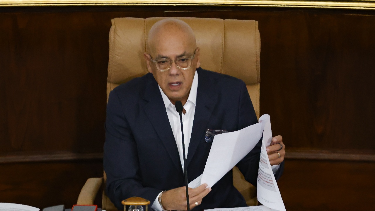 Venezuela Approves Harsher Sentences for People Supporting 'Piracy and Blockades'