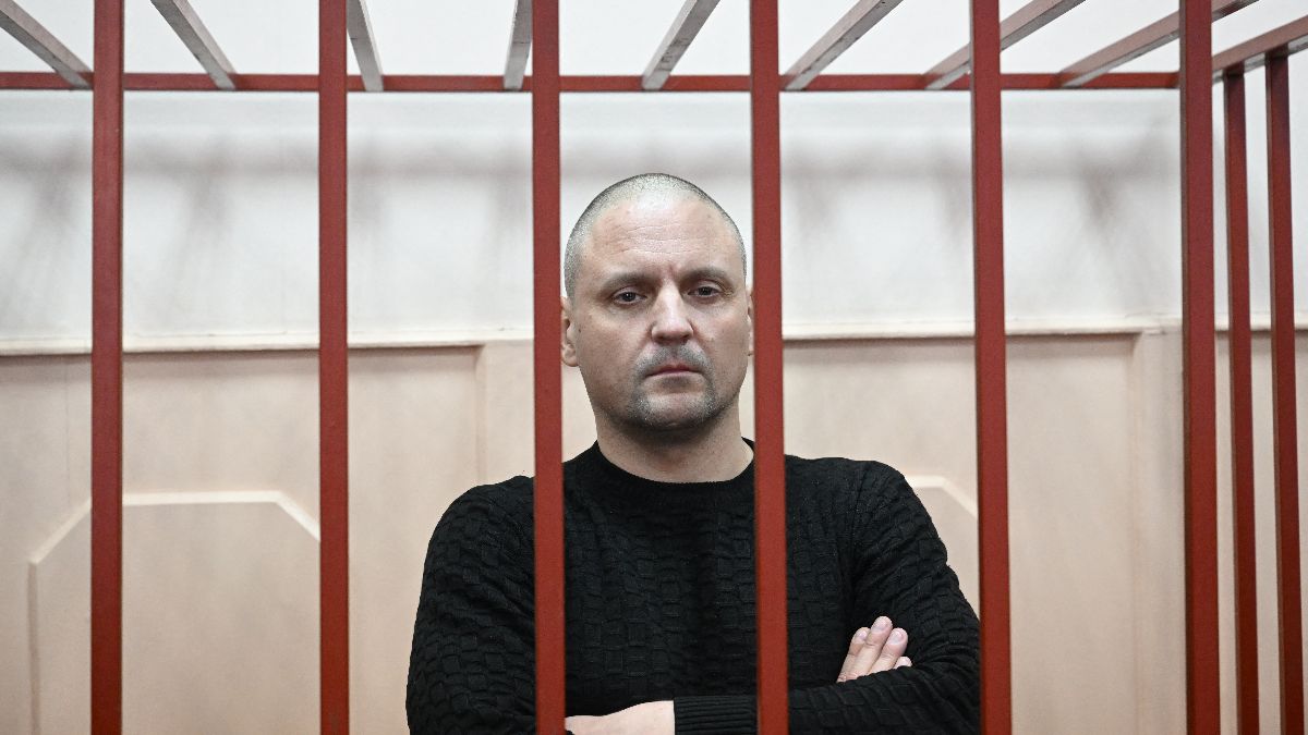 Russian Court Sentences Putin Critic to Six Years in Prison