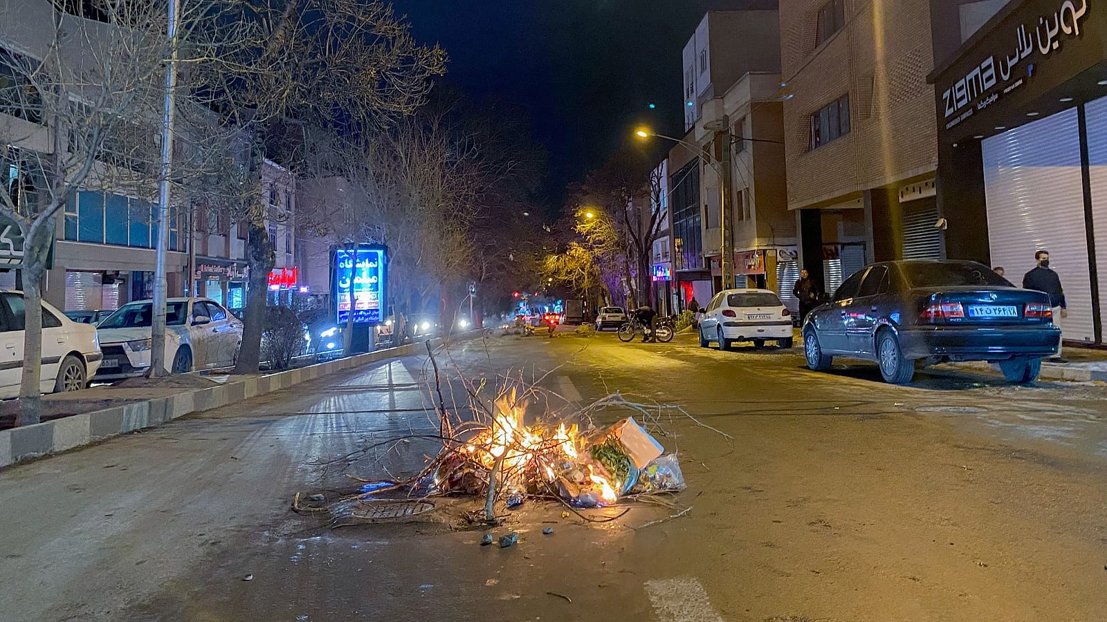 Iran's Khamenei Reportedly Plans Moscow Escape Amid Unrest