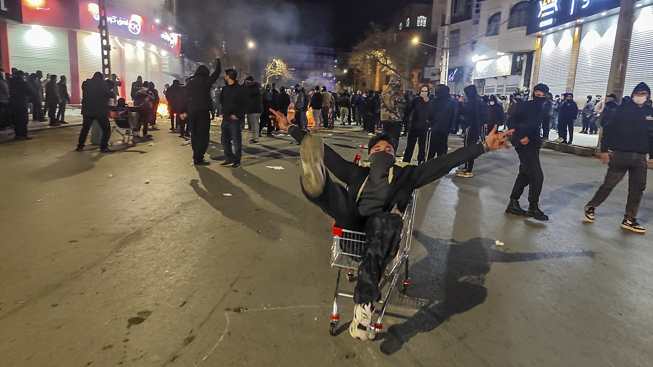 Iran Shuts Down Internet Amid Deadly Nationwide Protests