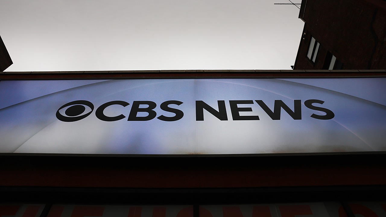 CBS Airs Delayed 60 Minutes Report on Migrant Deportations