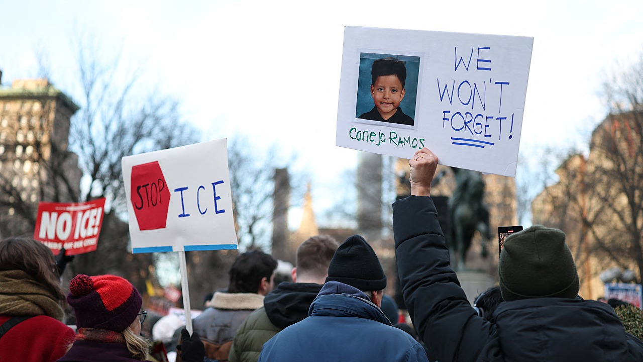 Judge Orders Release of 5-Year-Old, Father from ICE