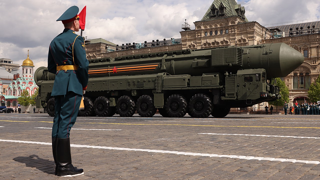 New START: Last US-Russia Nuclear Treaty Expires