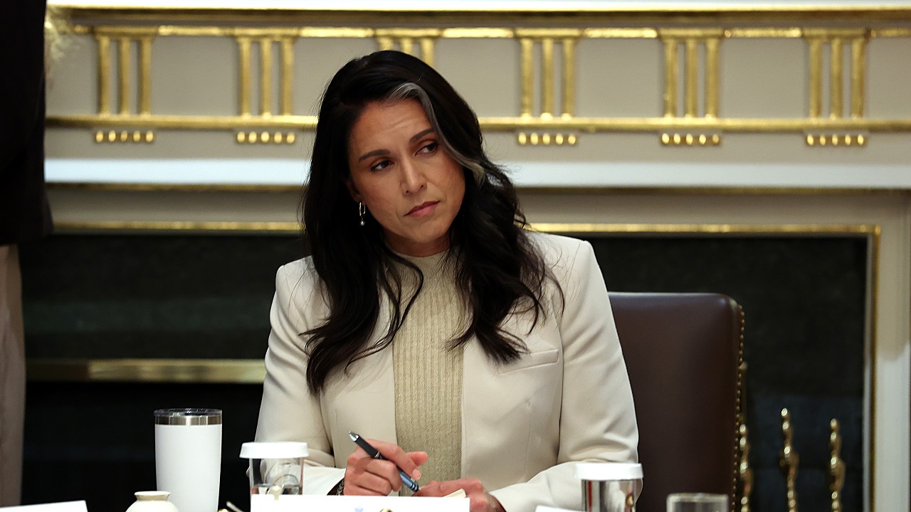 Report: Gabbard Investigated Puerto Rico Voting Machines