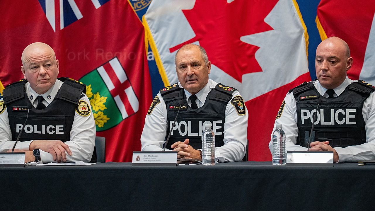 Verity - Canada: Eight Toronto Officers Arrested in Organized Crime Probe