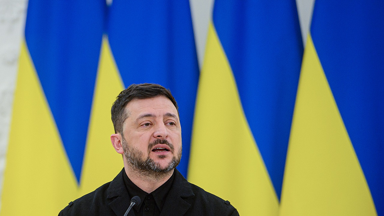 Report: Ukraine's Zelenskyy to Announce Elections and Referendum on Peace Deal