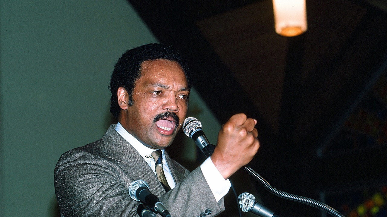 Civil Rights Leader Rev. Jesse Jackson Dies at 84