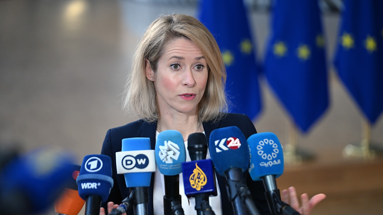 EU Weighs Lifting Sanctions on Venezuela's Rodríguez