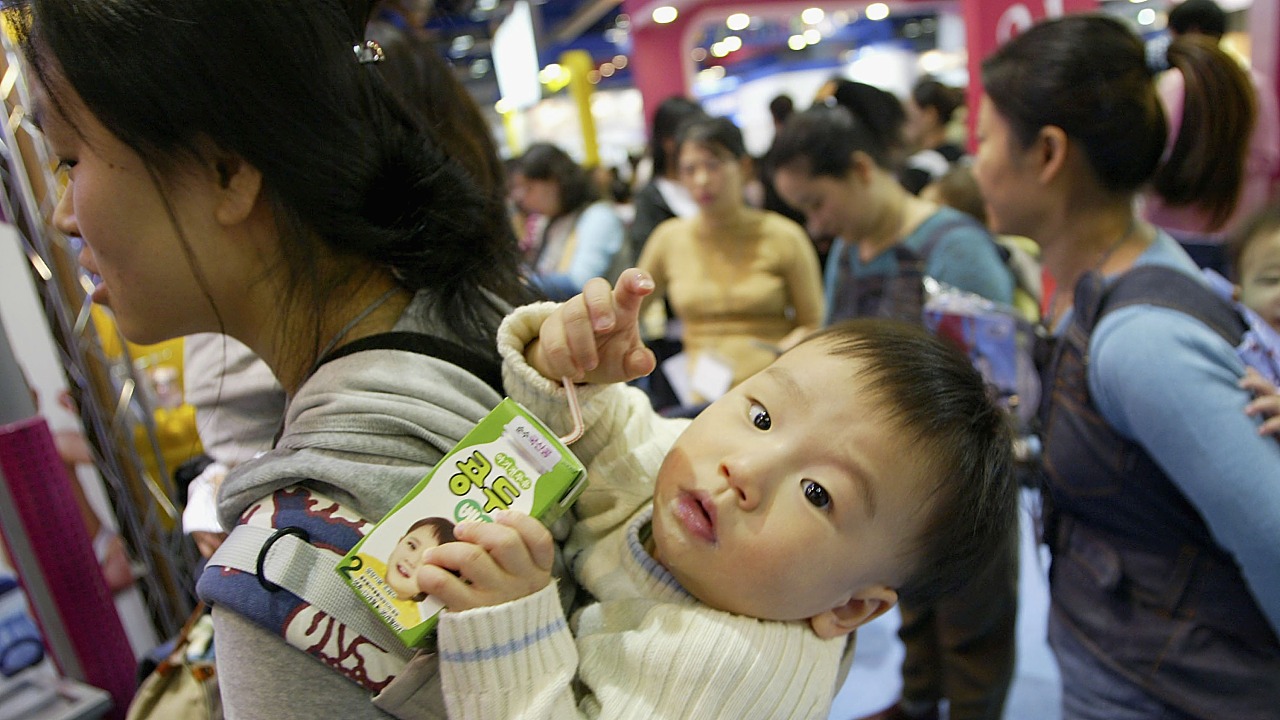 South Korea Births Rise 6.8%, Fastest in 15 Years