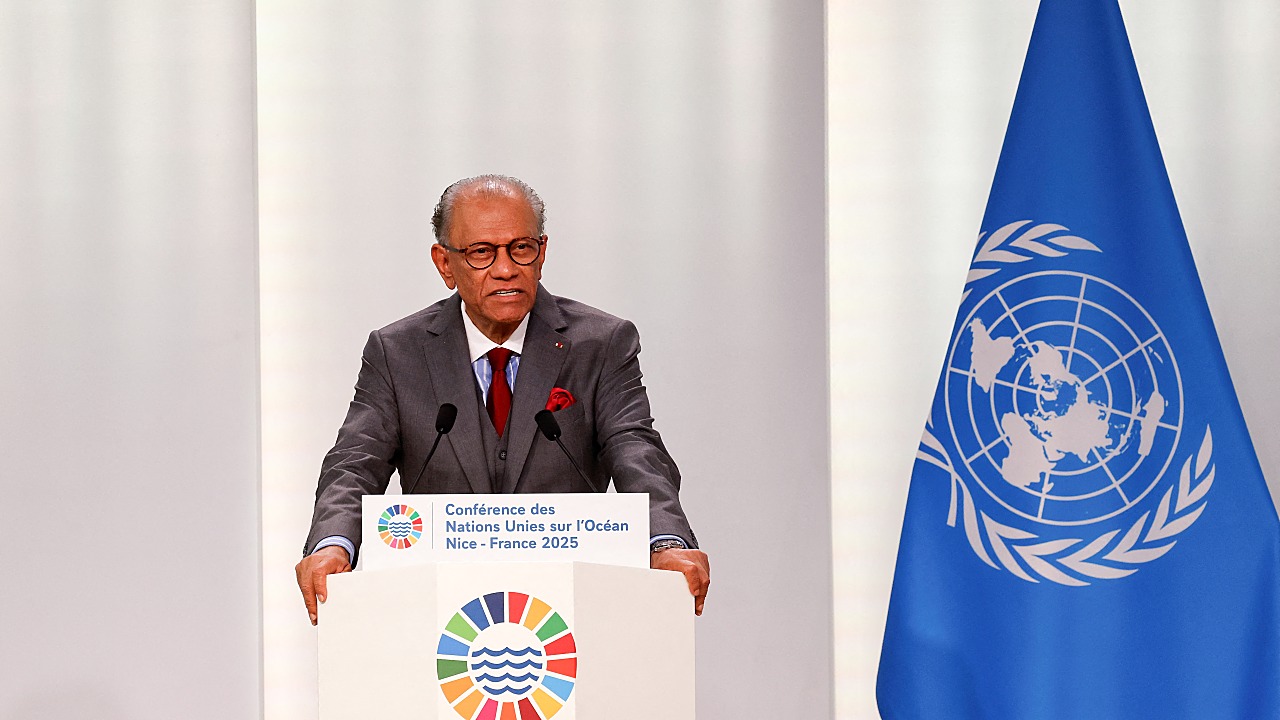 Mauritius Threatens Legal Action Over Chagos Islands Deal