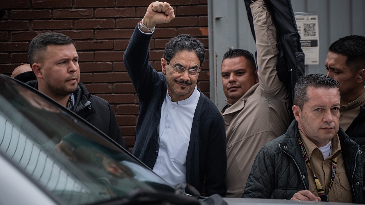 Colombia's Ruling Party Leads Congressional Vote, Falls Short of Majority