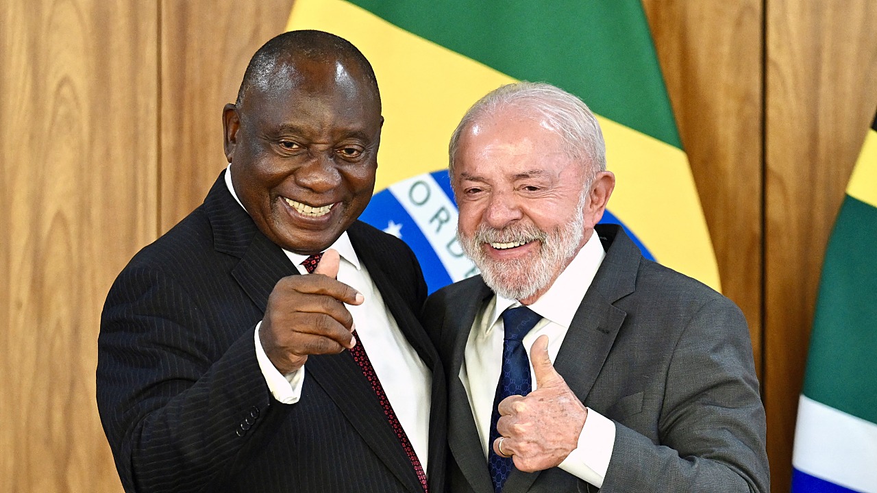 Brazil, South Africa Explore Boosting Defense Ties