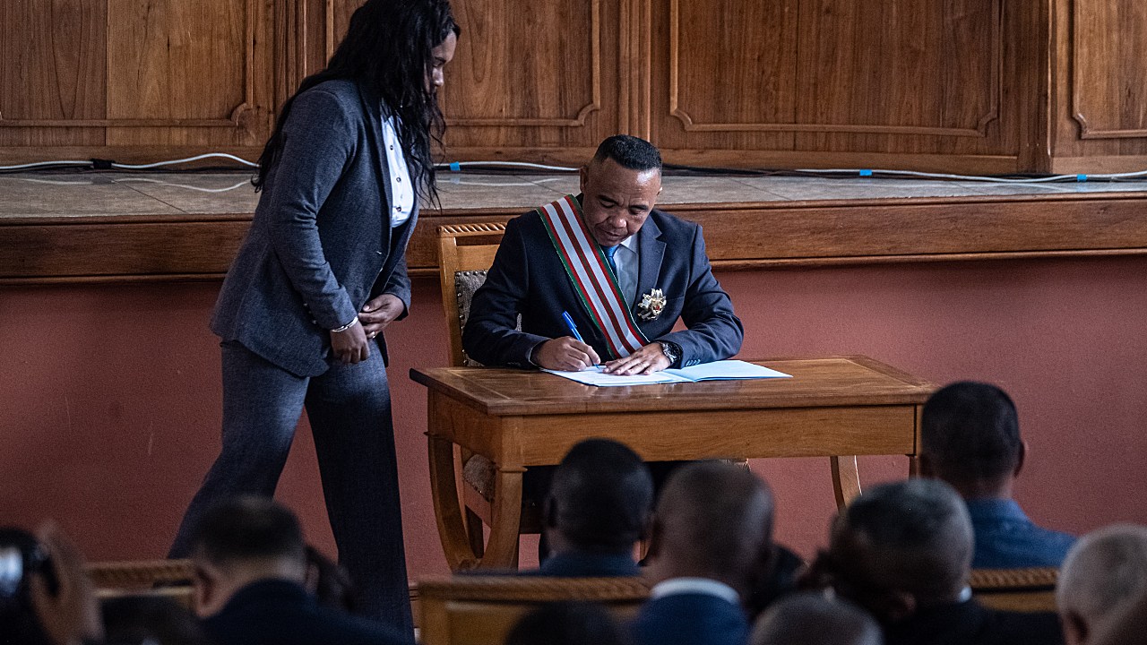 Madagascar Names New PM After Cabinet Dismissal