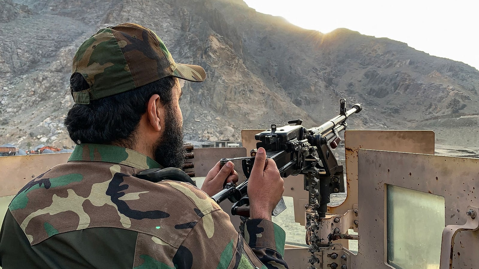 Pakistan, Afghanistan Declare Eid Ceasefire